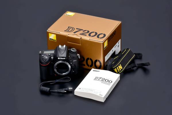 D7200 レンズセット 公式通販 ジャンク(J082806)Nikon ボディ ジャンク