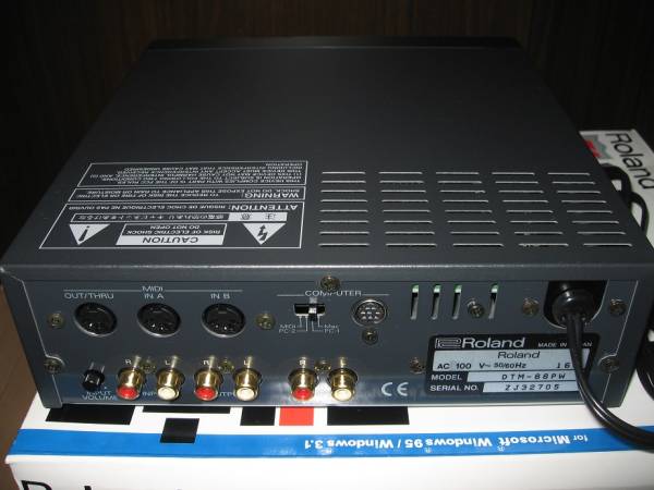 超美品□Roland SC-88Pro・DTM-88PW・ワンオーナー□ミュージ郎(音源 