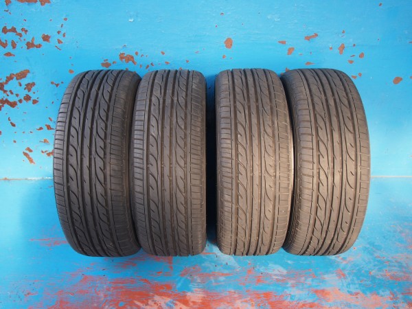 2013年製　ダンロップ　ENASAVE EC202　215/55R16　タイヤ　バリ山　4本　セット