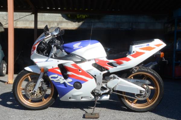 ＣＢＲ250ＲＲ　ＭＣ22　平成４年？