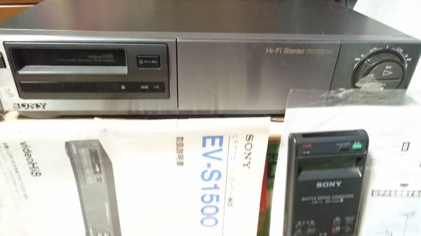 ☆SONY EV-S1500☆Hi8ビデオデッキ☆動作品☆小難有り SONY 【公式通販】