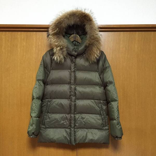 MONCLER モンクレール MONCLER VALENTINE フード付 ダウンジャケット 