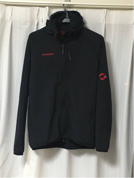 ☆送料無料☆マムート パーカー アジアM 軽登山 登山 MAMMUT