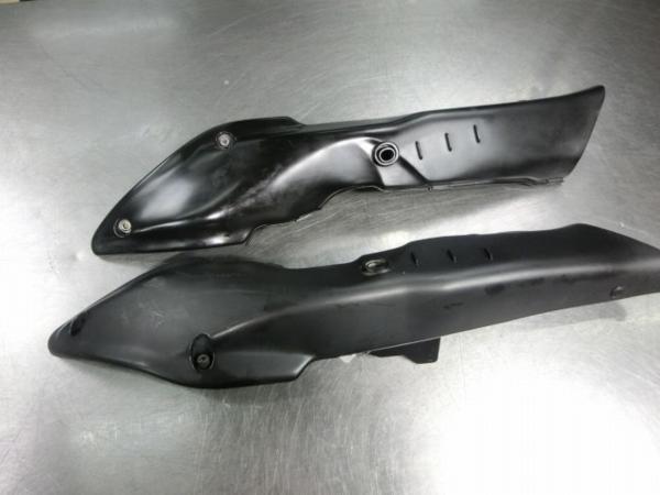 CBR250RR エアインテークダクト左右セット☆MC22(フロント)｜売買され