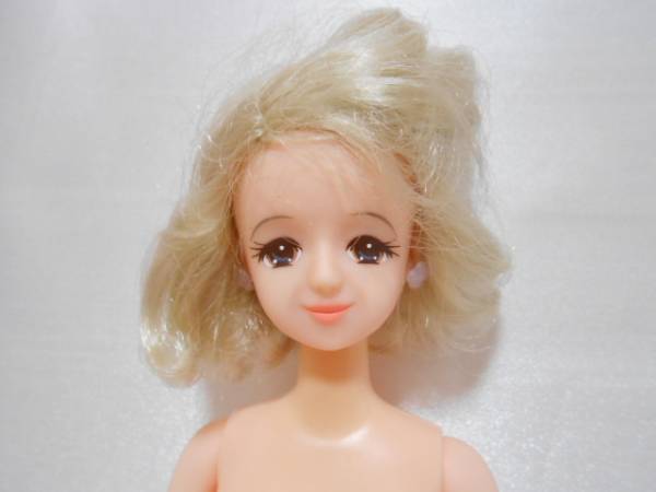 リカちゃん おばあちゃん 人形 ドール 人形 売買されたオークション情報 Yahooの商品情報をアーカイブ公開 オークファン Aucfan Com