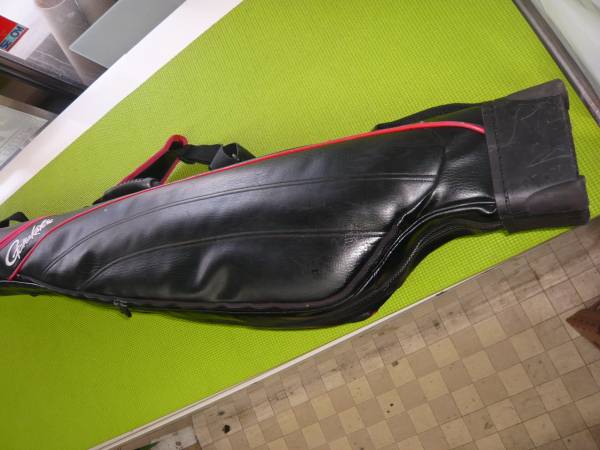 ◆中古品◆　ガマカツ　GC211　ロッドケース