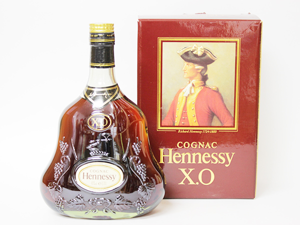 Hennessy X.O ヘネシー 金キャップ グリーンボトル　700ml 古酒☆ヘネシー Hennessy XO 金キャップ/グリーンボトル/箱付き 容量