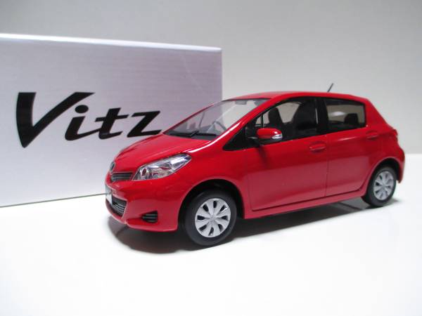 1/24 トヨタ ヴィッツ Vitz カラーサンプル 非売品 ミニカー 1⁄24