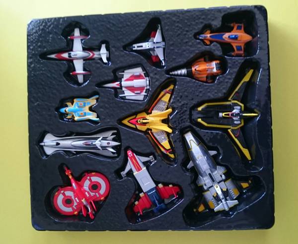 １９９７年発売　ウルトラマン　出撃！！　ウルトラメカセレクションIII ウルトラマンティガ 出撃ウルトラメカセレクションIII Ultraman tiga