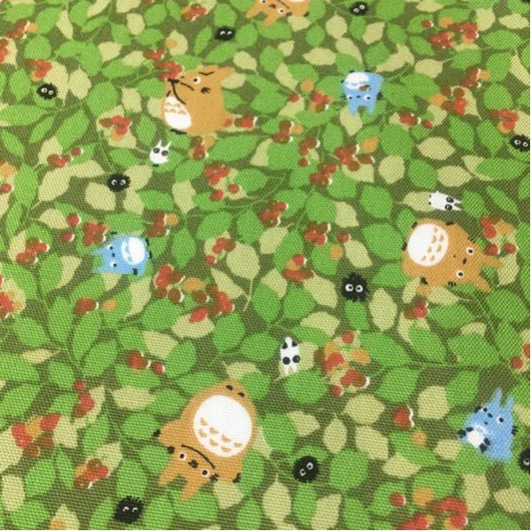 となりのトトロ　生地　ハギレ　平成レトロ となりのトトロ 生地 はぎれ 小柄 入園 入学 ハンドメイド 綿 オックス