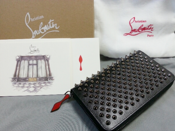 クリスチャンルブタン 黒革 シルバースタッズ 長財布 パネトーネ