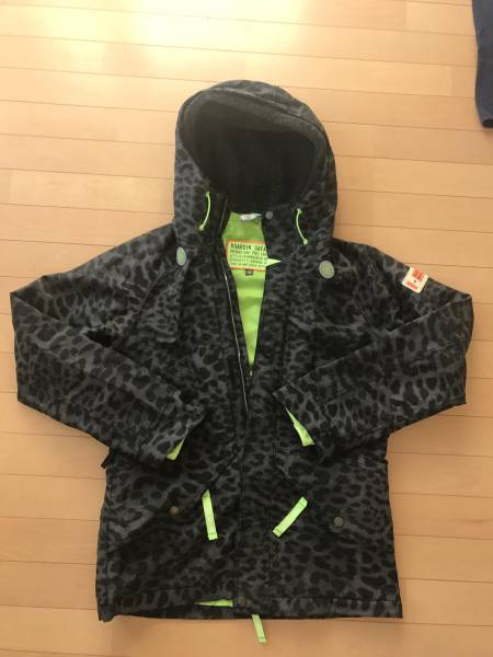 【美品】インハビタント INHABITANT スノーボードジャケット　レオパード S