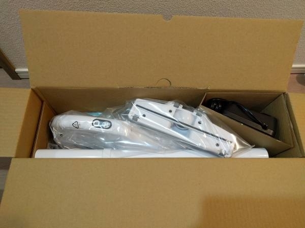 消費税負担なしなのでお得！マキタ 充電式クリーナ CL107FDSHW 紙パック式 （1.5Ah） （10.8VバッテリBL1015・充電器DC10SA付）新品未使用_2