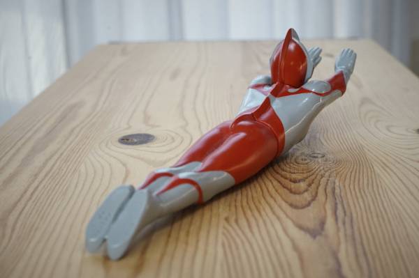 やまなや ウルトラマン 飛行ポーズ Cタイプ 銀河連邦ソフビシリーズ