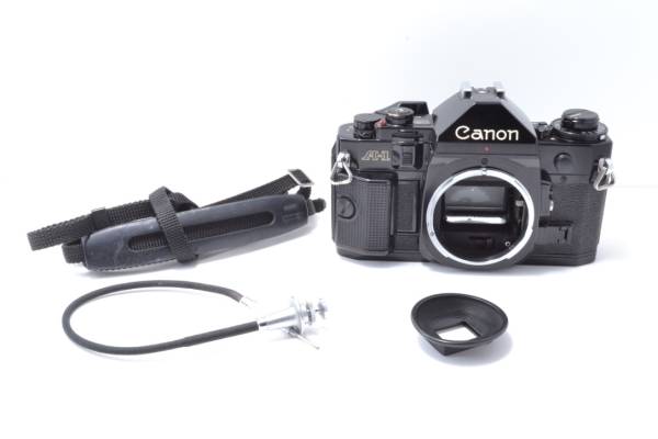 Canon A-1 フィルム一眼レフカメラ 本体 ストラップ付き　ジャンク キャノン Canon A-1 フィルムカメラ ボディ ストラップ等付き ジャンク