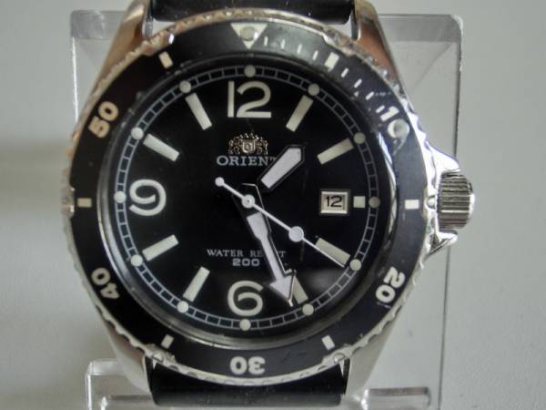 ORIENT/オリエント ダイバー200 UN7G-CO 黒文字盤 稼働品 あ行 