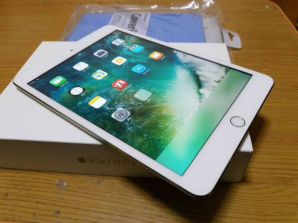 【 美品/docomo判定◯ 】iPad mini3 64GB Wi-Fi+Cellular MGYN2J/A GOLD 格安SIM Apple TabletPC （タブレット） 保護フィルム添付済