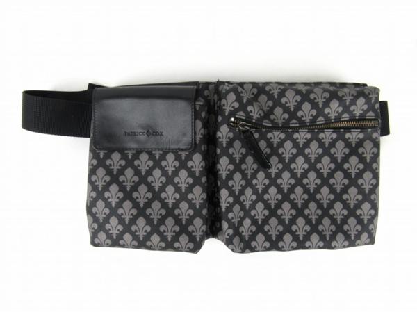 美品　PATRICK COX パトリック・コックス ウエストバッグ ボディーバッグ グレー x ブラック PVC