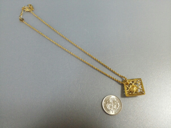 正規品，送料無料 ○○YSL イブサンローラン ネックレス アクセサリー