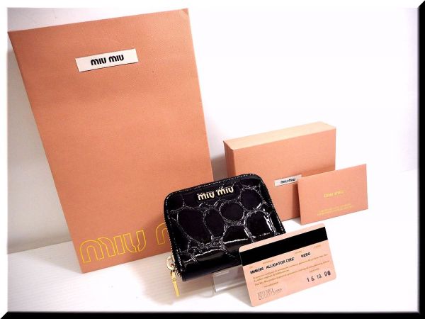 未使用/新品同様 miumiu☆アリゲーター ALLIGATOR CIRE ☆ラウンドファスナーコインケース