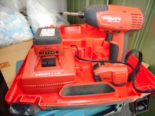 HILTI インパクトドライバー　SID144-A