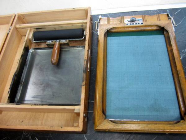 昭和レトロ♪堀井謄写版☆ガリ版 印刷機 HORII MYRIAGRAPH NO.4☆木箱