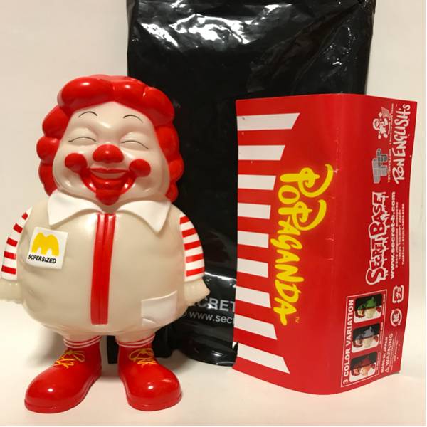 RON ENGLISH SECRETBASE SUPER SIZED G.I.D. ホワイト フィギュア
