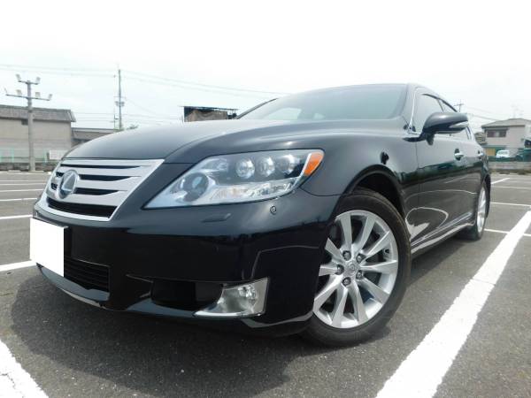 22年中期LS600hバージョンU/上級グレード/車検付_3