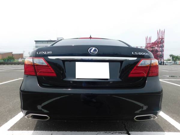 22年中期LS600hバージョンU/上級グレード/車検付_6