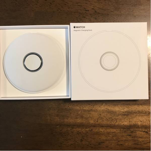 中古美品 Apple watch磁気充電ドック MLDW2AM/A