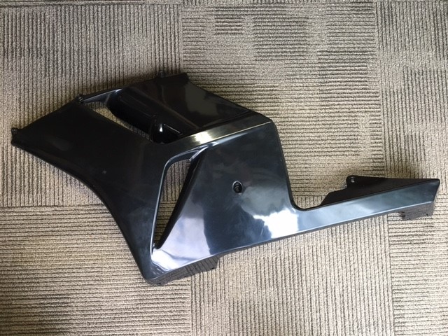 04-05年CBR1000RR純正サイドカウル左サイドカバー_アンダーカウル_