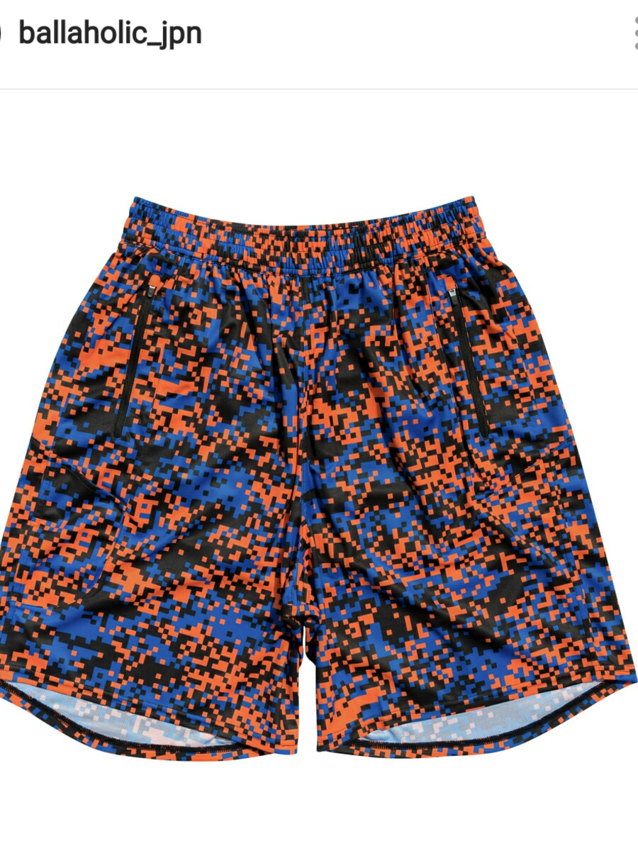 完売品 ボーラホリック デジタルカモジップショーツ 迷彩柄 L 新古品 完売品 ballaholic デジカモ shorts Lsize ボーラホリック デジタル