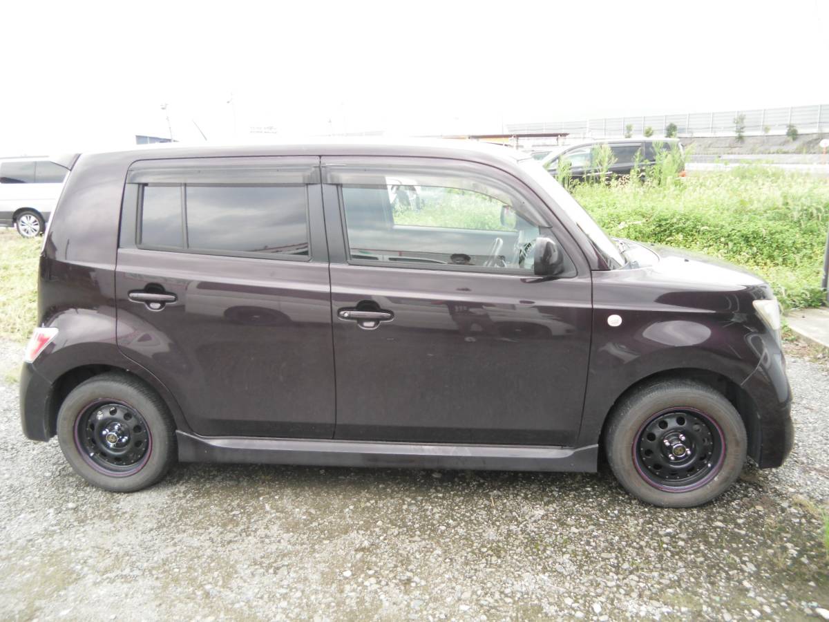 トヨタ bB QNC21 H18年式 4ナンバー 貨物2名 自動車税8000円 維持費