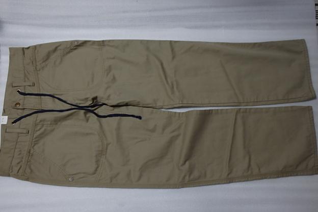 未使用　EDWIN （エドウイン）カラーパンツ 薄茶 (L)