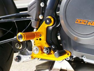 ☆ベビーフェイス KTM DUKE 690/R 08～11用 バックステップキット 3色