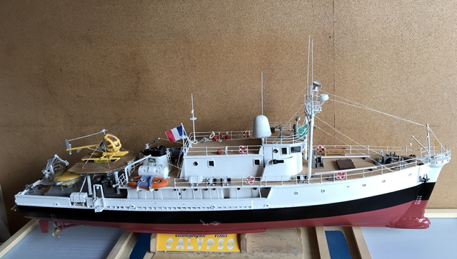 海洋調査船 カリプソ号 1/45 スケールラジコンシップ(船、ボート