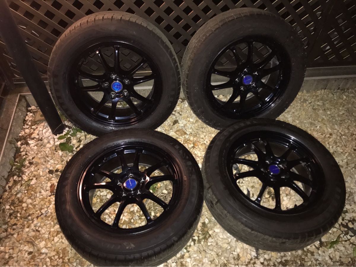 スタッドレスタイヤ グラントレックSJ7 265/70r15 78プラドに使用して 