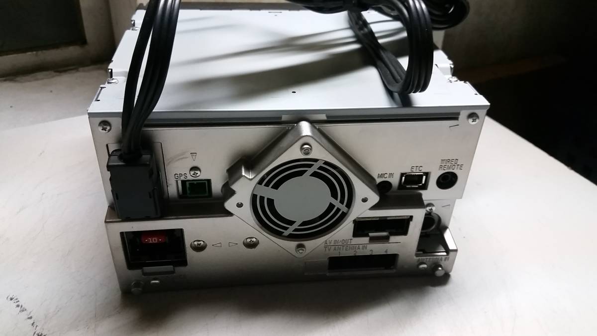 パイオニアAV一体型メモリーナビゲーションAVIC-RZ03 j五九ジャンク