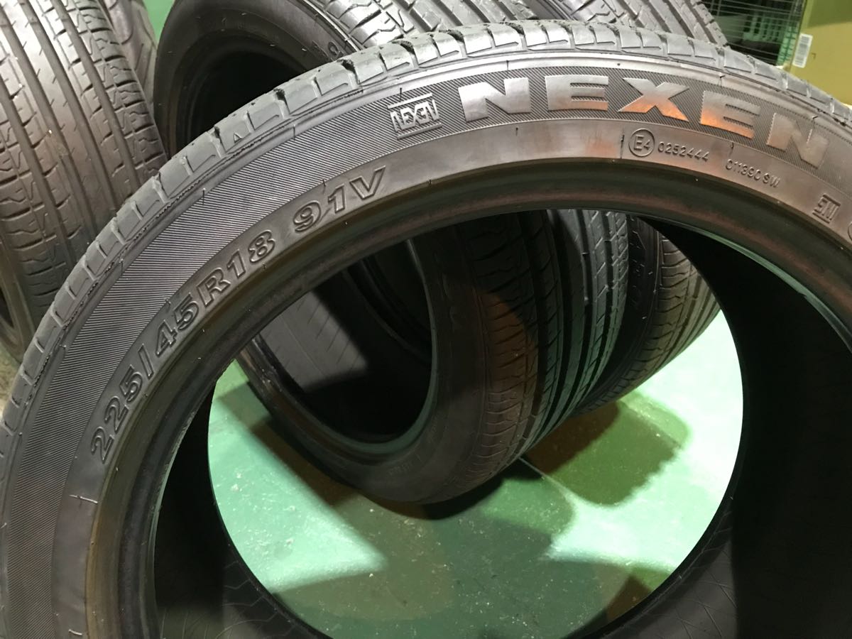 225/45R18 中古4本セット NEXEN