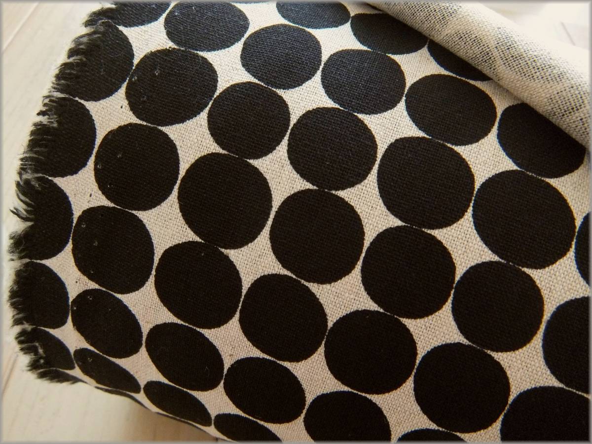 mets★5m*綿麻キャンバス*北欧モダン水玉柄*生地布地*black*1F