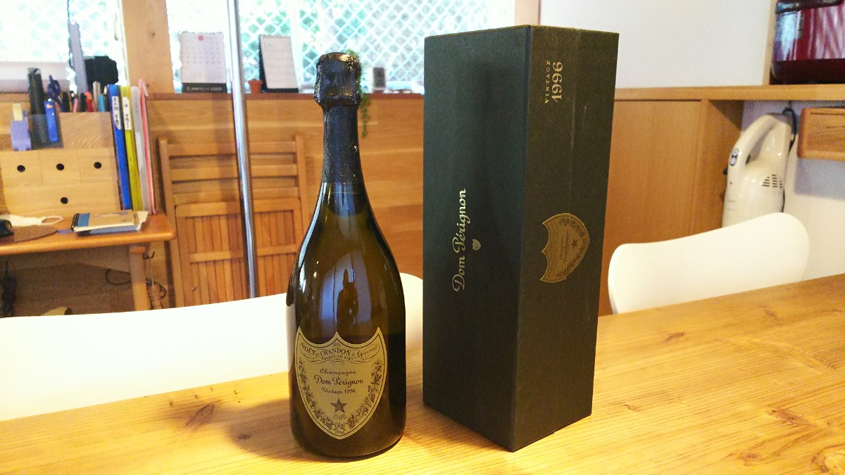 箱あり未開封ドン・ペリニヨン Dom perignon ヴィンテージvintagr1996 シャンパン 750ml アルコール12.5% 古酒 白