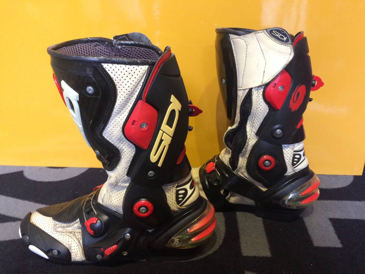 【極美品・希少】SIDI ROARR レーシングブーツ EU43/27cm 中古 SIDI/シディー/EU/42/26.5cm/アジャスタブル/上位モデル/バイクブーツ
