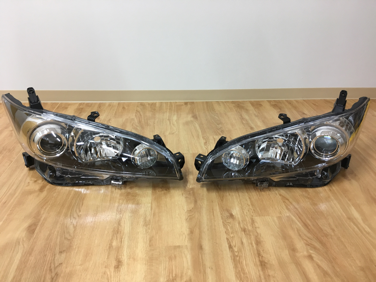 ウィッシュ ウィッシュ 20 純正 ヘッドライト 左右 HID 新品 ZGE20 