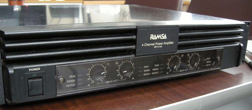 ☆Panasonic ・RAMSA・パワーアンプ・WP-C104・中古