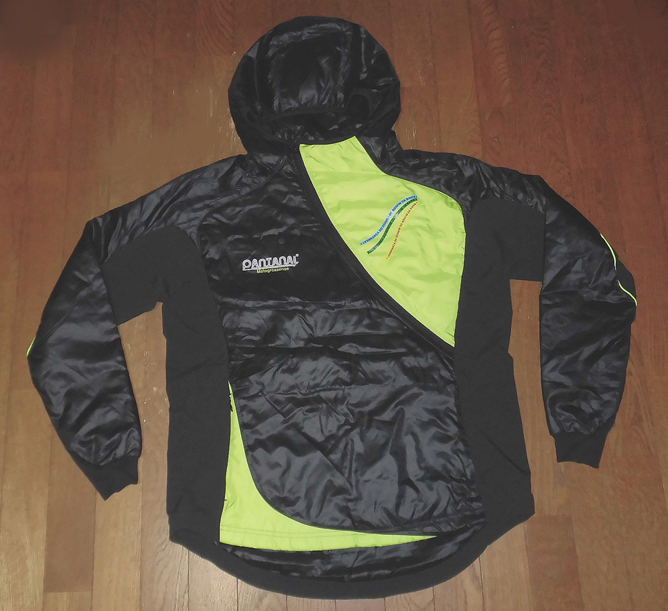 PANTANAL パンタナール パンタナル 中綿入 フードジャケット プルオーバー 斜ジップ アスレタS.A 正規品 L 使用僅 美品/フットサルサッカー