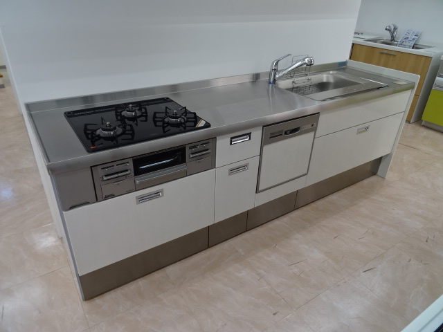 H6370 展示品 永大産業 I型システムキッチン 食洗機付き システムキッチン 売買されたオークション情報 Yahooの商品情報をアーカイブ公開 オークファン Aucfan Com
