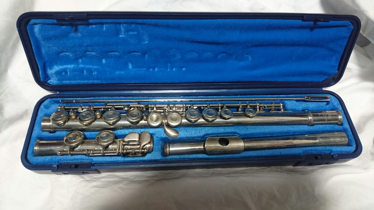 美品】ヤマハ フルート YFL-211S Eメカ付 吹奏楽 入門用 管楽器 YAMAHA