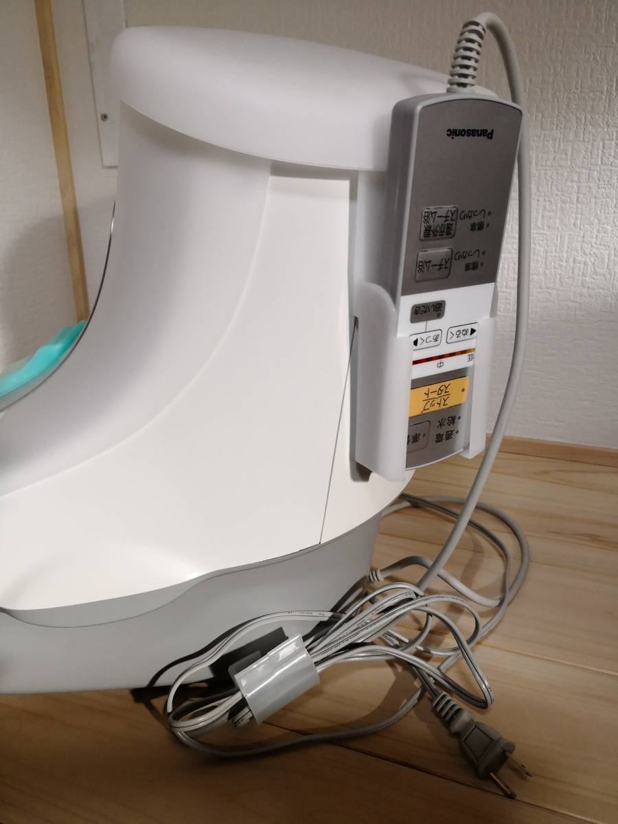 パナソニック EH2862P-W スチームフットスパ(遠赤外線ヒーター付) 　 スチームフットスパ パナソニック 遠赤外線ヒーター付 フットスパ箱付き 美品パナソニック 白