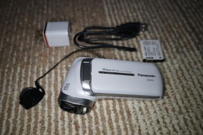 送料無料 Panasonic ハイビジョンビデオカメラ HX-DC3