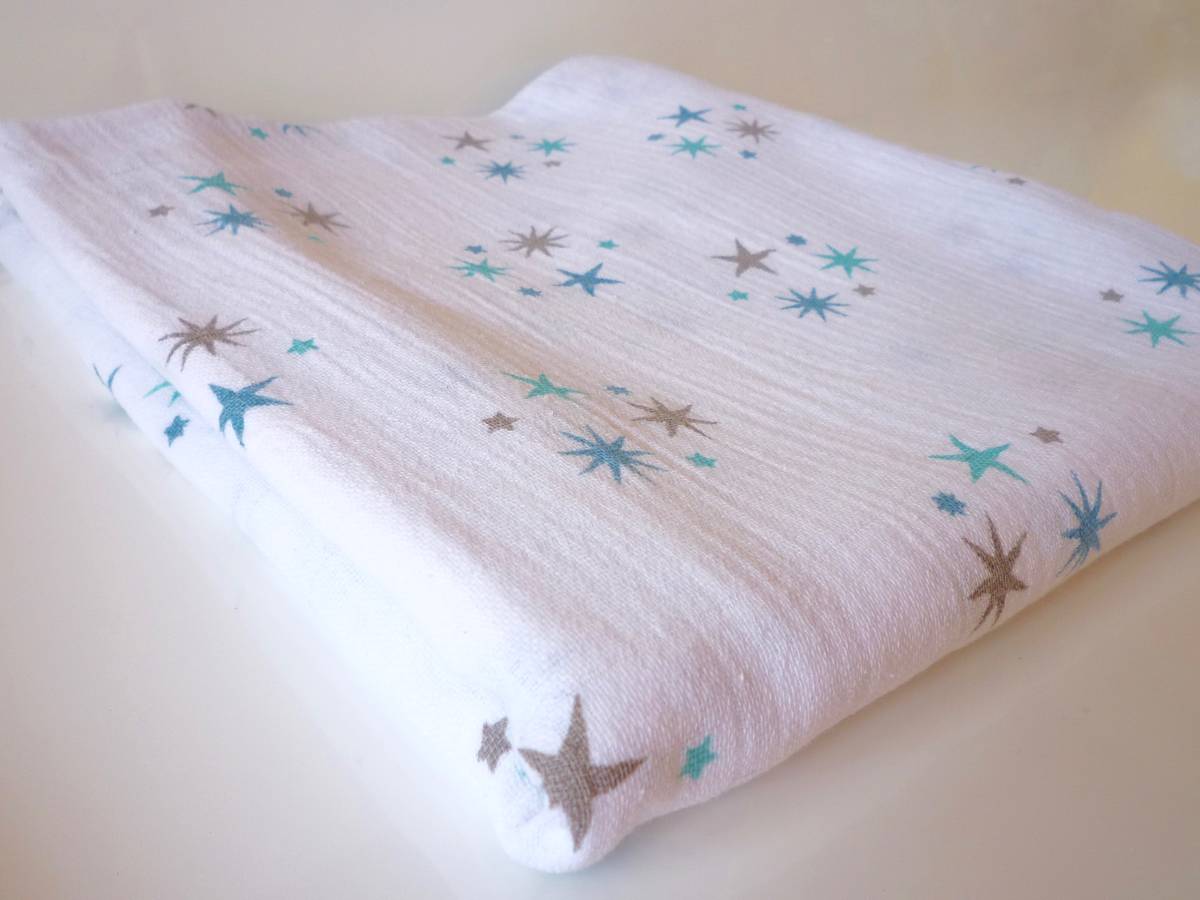 ★aden+anais★エイデンアンドアネイ おくるみ ２枚セット（ハート柄×星柄／オーガニックコットン／収納袋つき）_2